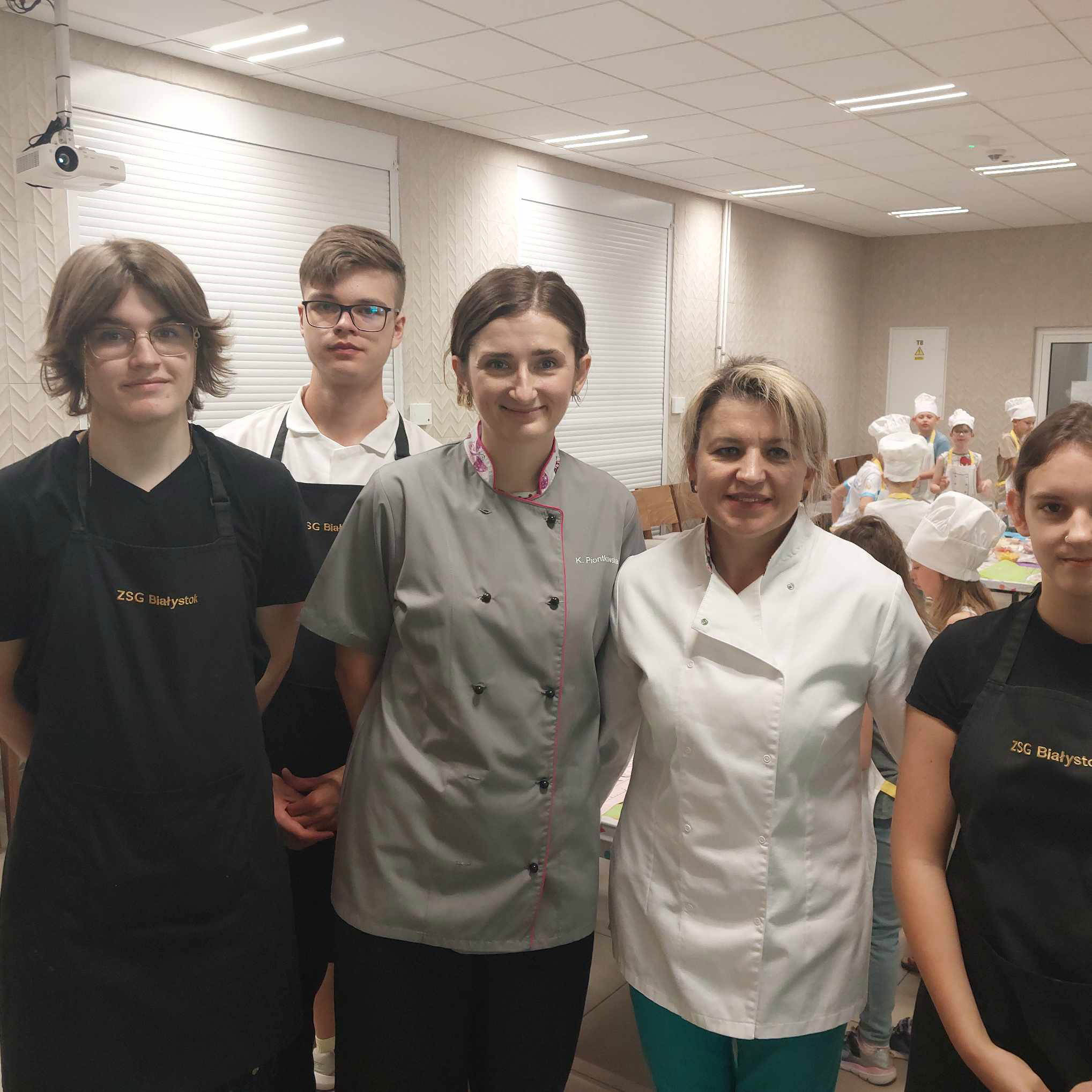 0f9a7703 50aa 4c33 a50c 7dd57e513caf